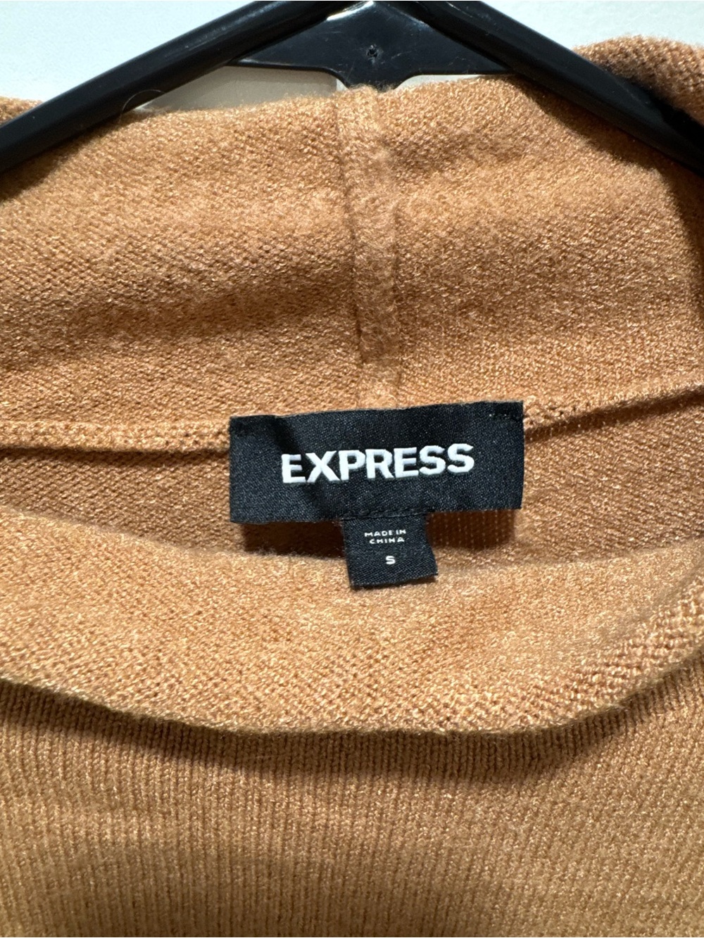 Express Sweater - Picture 3 of 4